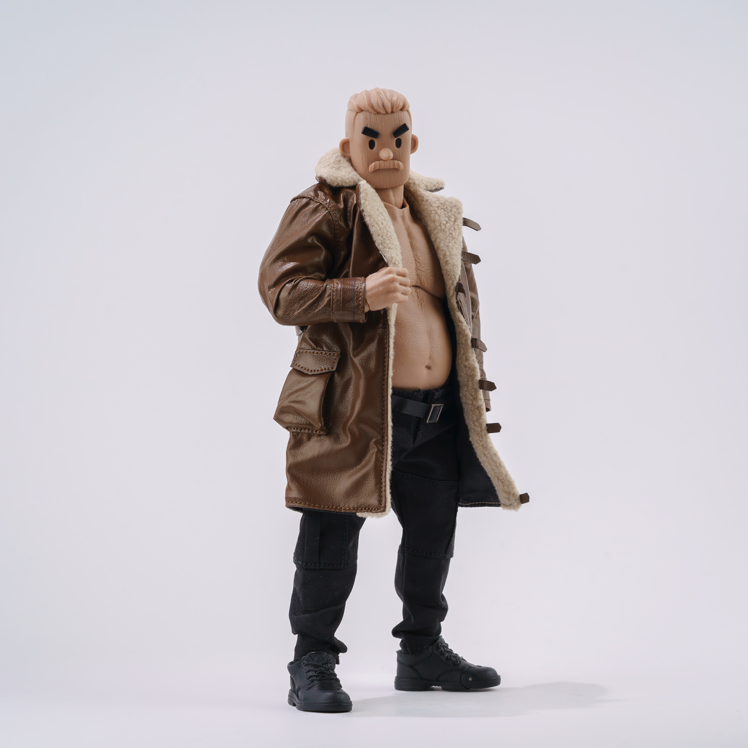1/12 Scale Middle-aged Muscula - Leatherwork Products recension och pris