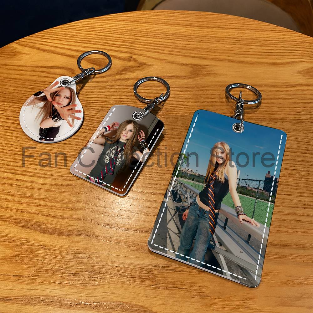 Singer A-Avril Holder Keychain - Leather Works recension och pris