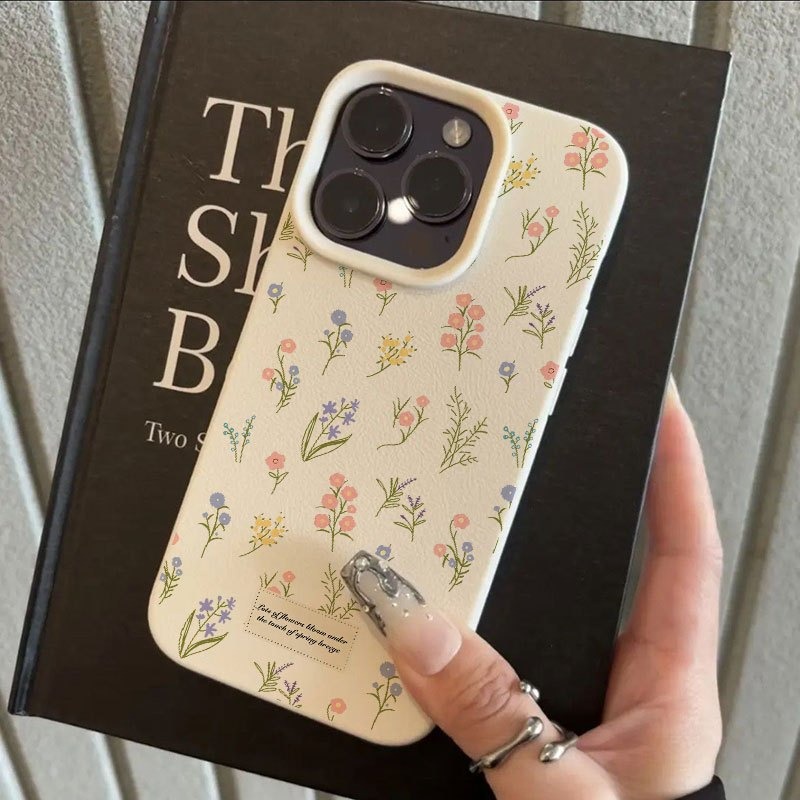 Pink Blue Floral Art Pattern L - Leather X recension och pris
